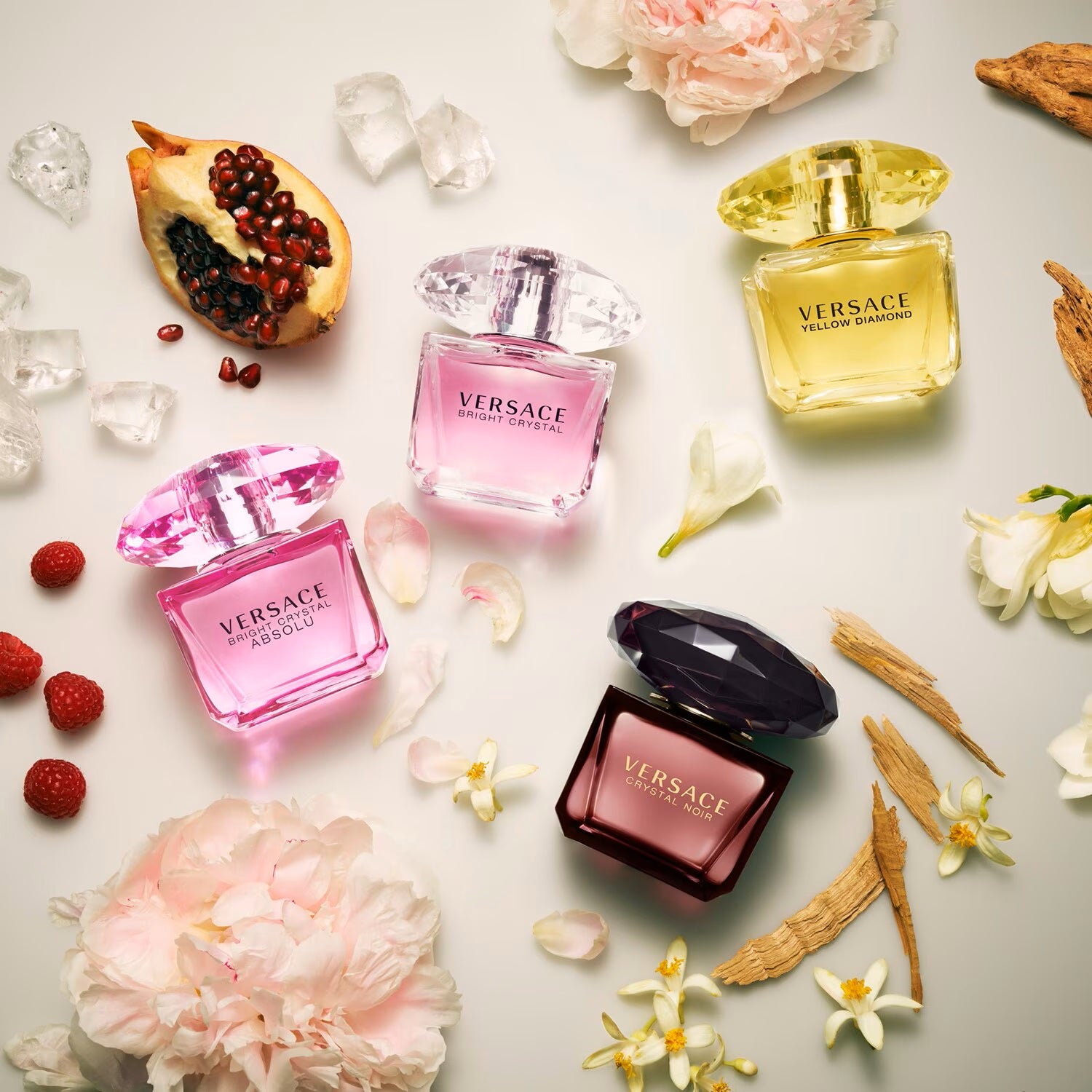 Crystal Noir Eau De Parfum