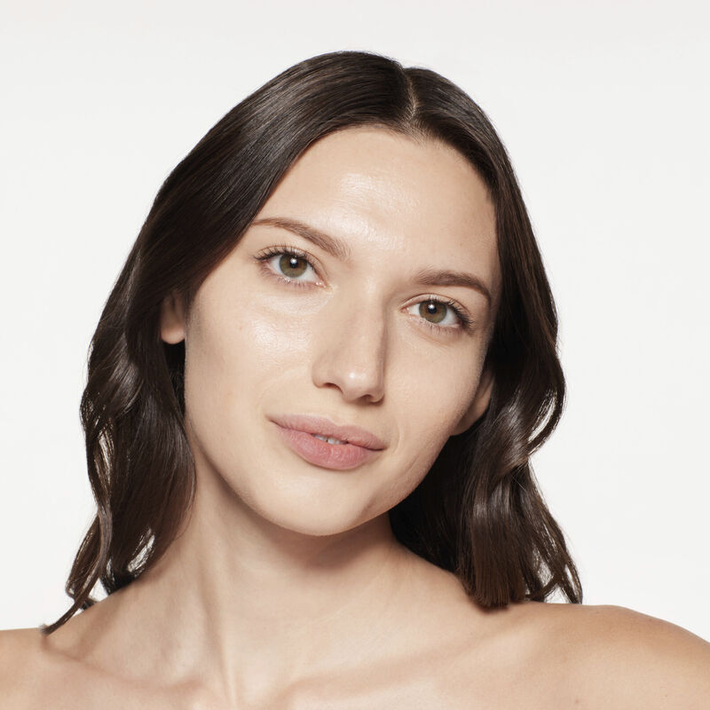 Revitalessence Skin Glow SPF30 - Fondöten