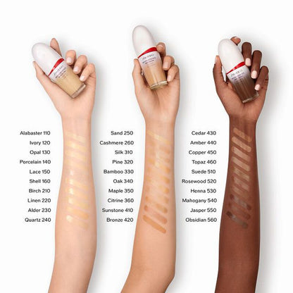 Revitalessence Skin Glow SPF30 - Fondöten